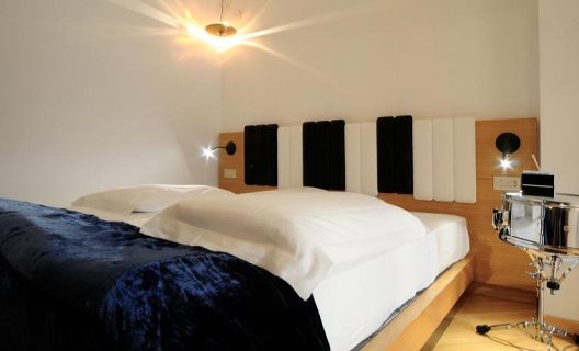 Hotel Franklin Feel The Sound