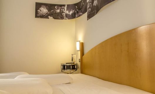 Hotel Franklin Feel The Sound