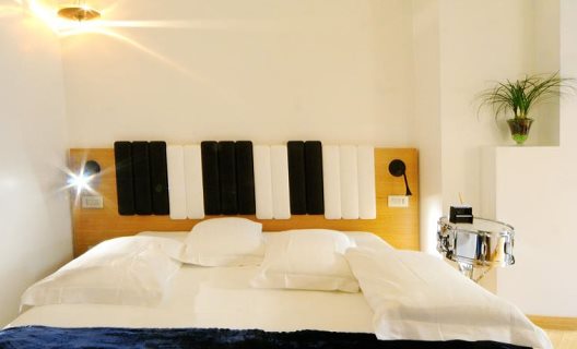 Hotel Franklin Feel The Sound