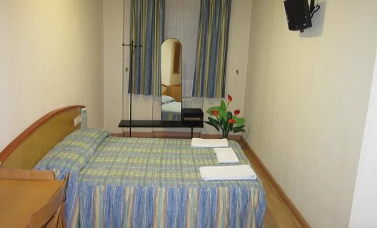Hotel Gabriel Y Galan