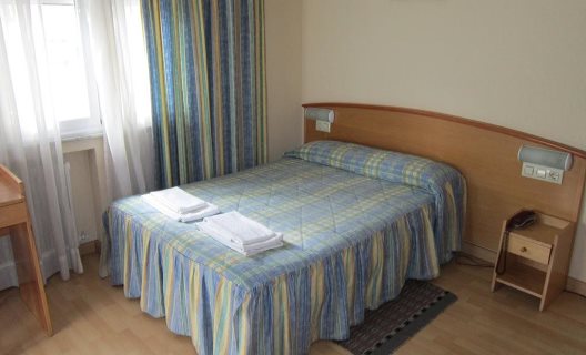 Hotel Gabriel Y Galan
