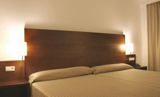 Hotel Garbi Costa Luz