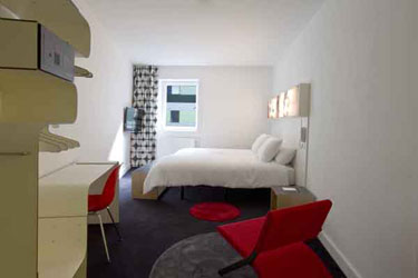 Hotel Gat Point Charlie