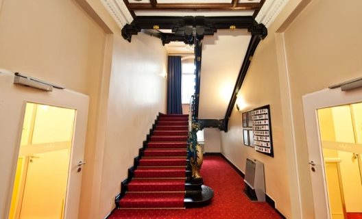 Hotel Gates