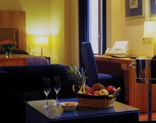 Hotel Gdm Megaron