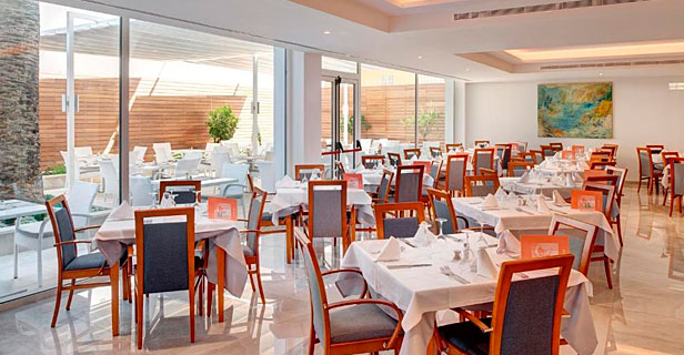 Hotel Girasol