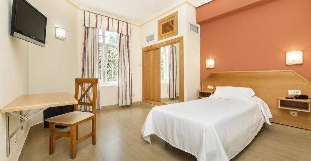 Hotel Globales Reina Cristina