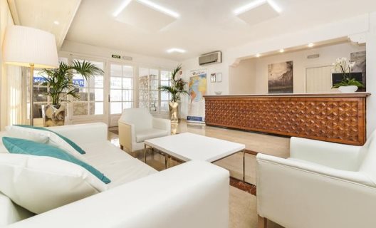 Hotel Globales Simar