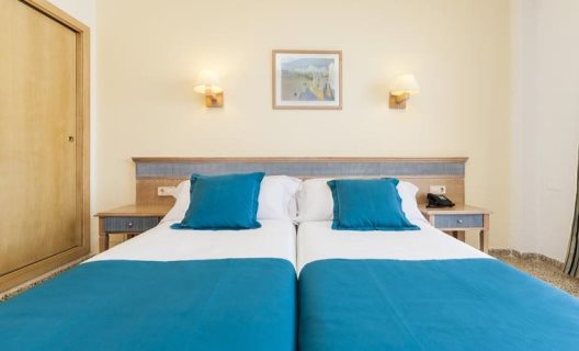 Hotel Globales Simar