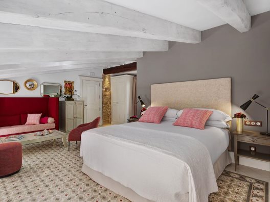 Hotel Gloria De Sant Jaume