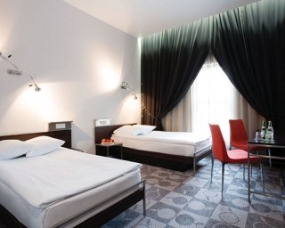 Hotel Golden Apple