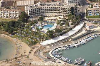 Hotel Golden Coast Beach