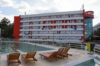 Hotel Golden Tulip Fantasy Beach