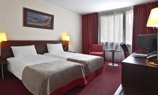 Hotel Golden Tulip Warsaw Center