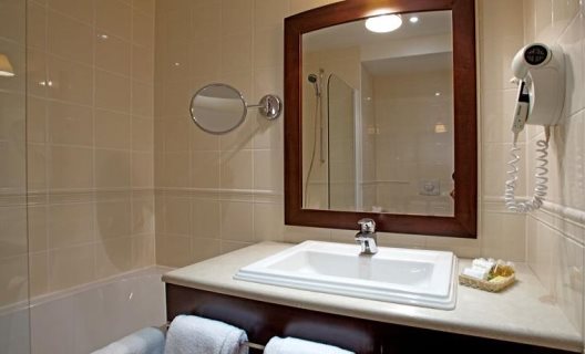 Hotel Golden Tulip Warsaw Center