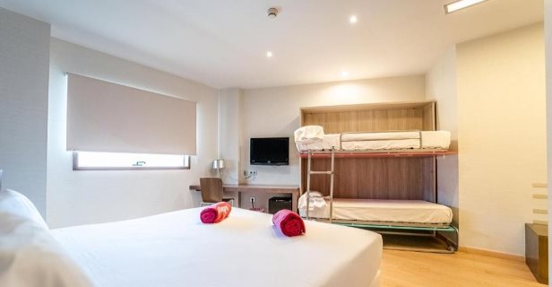 Hotel Granada By Pierre Vacances