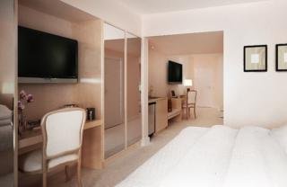 Hotel Grand Beach