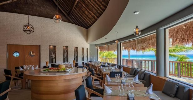 Hotel Grand Coco Bay