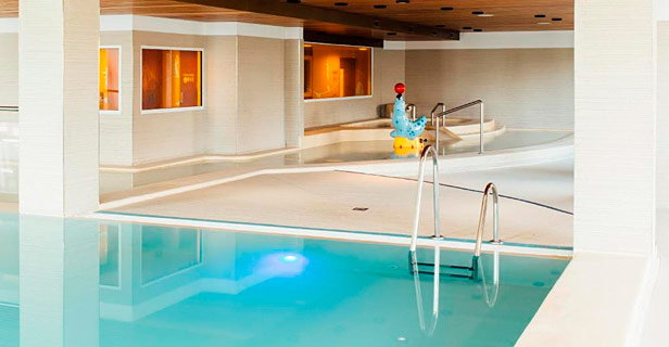 Hotel Grand Magic At Disneyland Paris