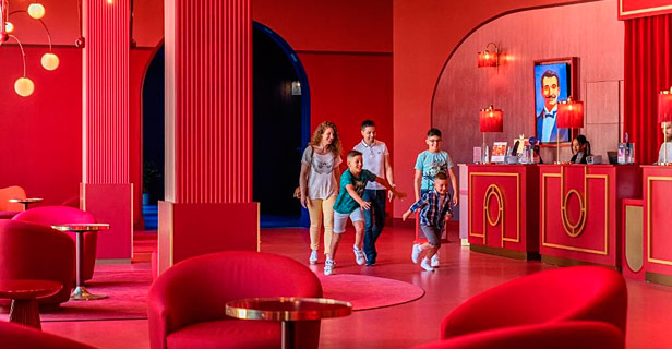 Hotel Grand Magic At Disneyland Paris