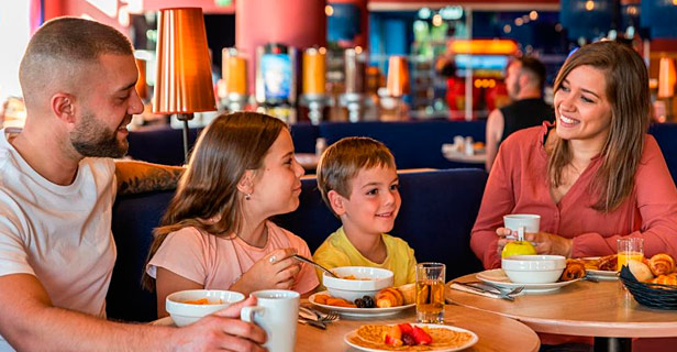 Hotel Grand Magic At Disneyland Paris