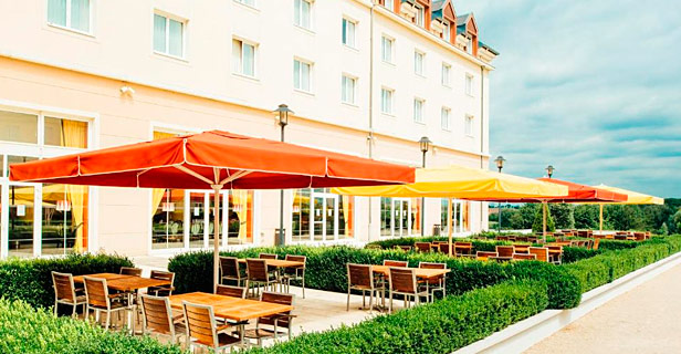 Hotel Grand Magic At Disneyland Paris