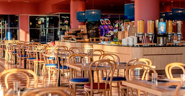 Hotel Grand Magic At Disneyland Paris
