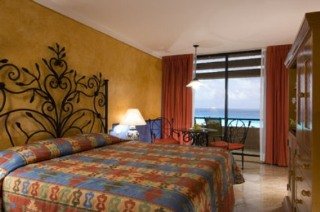 Hotel Grand Oasis Sens