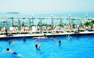 Hotel Grand Onder