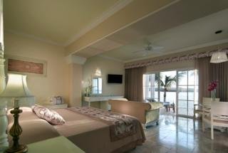 Hotel Grand Palladium Lady Hamilton Resort & Spa