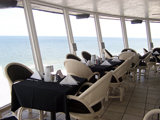Hotel Grand Plaza Beachfront Resort