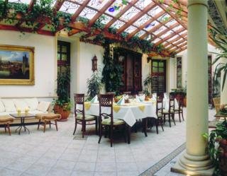 Hotel Green Garden