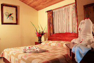 Hotel Green Lagoon Falls Park Lodge