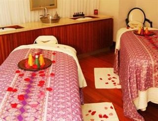Hotel Grove Isle & Spa