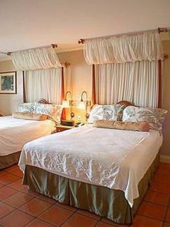Hotel Grove Isle & Spa