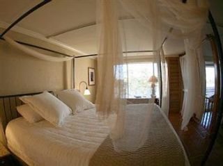 Hotel Grove Isle & Spa