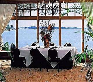 Hotel Grove Isle & Spa