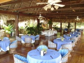 Hotel Guanamar Beach Resort