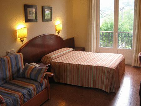 Hotel Gurutze Berri