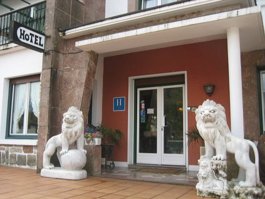 Hotel Gurutze Berri