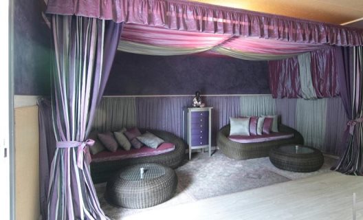 Hotel H
