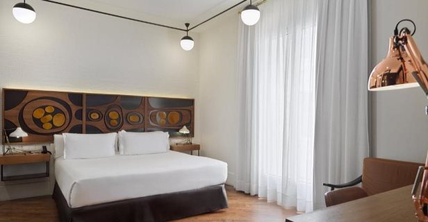 Hotel H10 Metropolitan