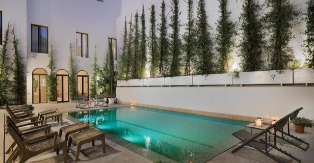 Hotel H10 Palacio Colomera