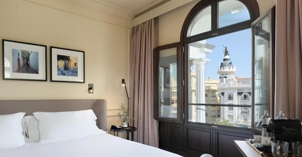 Hotel H10 Palacio Colomera