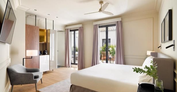 Hotel H10 Palacio Colomera