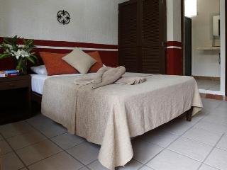 Hotel Hacienda Mariposa