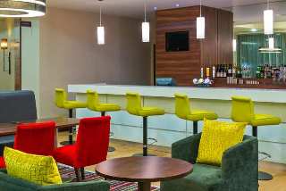 Hotel Hampton By Hilton London Luton Airport