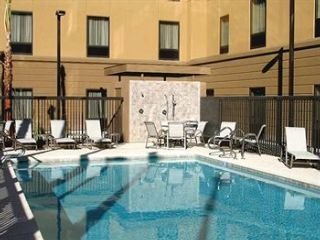 Hotel Hampton Inn And Suites Airport