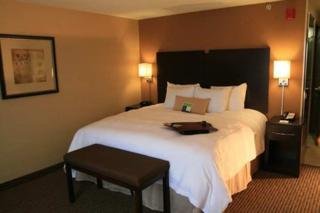 Hotel Hampton Inn And Suites Bakersfield
