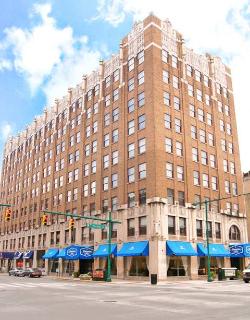 Hotel Hampton Inn Indianapolis Dwtn Across Circle